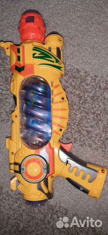 Игрушечный пистолет