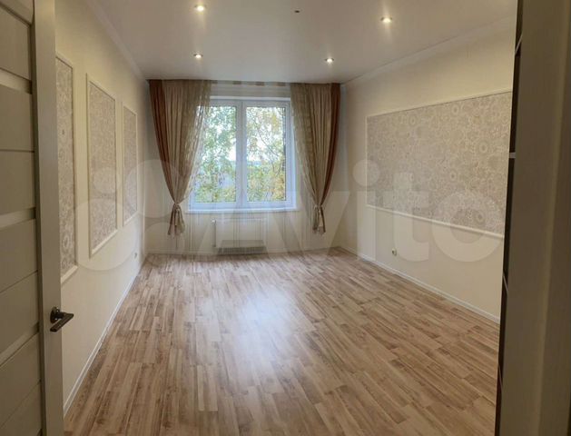 3-к. квартира, 77 м², 3/7 эт.