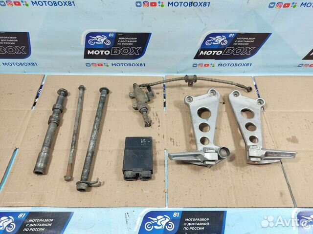 Запчасти разбор Honda CB 1