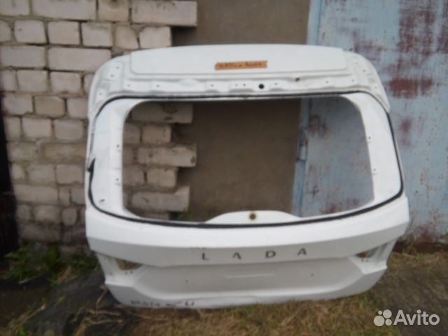 Крышка багажника LADA Vesta