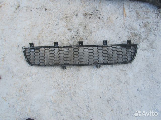 Решетка бампера pajero sport 2 L 6402A124