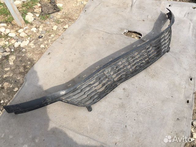 Решетка переднего бампера Kia Rio