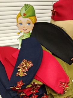 Пилотка солдатская с советской звездой