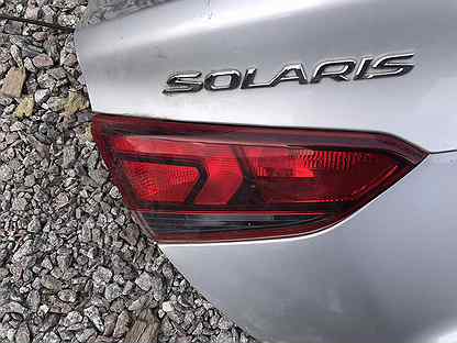 Фонари в крышку багажника Hyundai Solaris 2