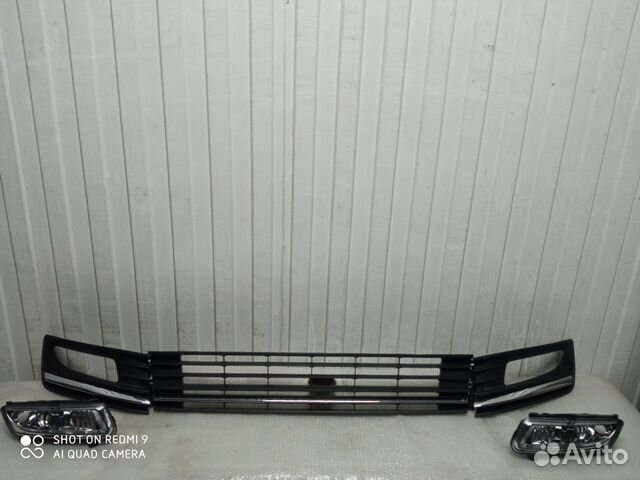 Решетка в бампер Volkswagen Polo (хром) 15-20 г