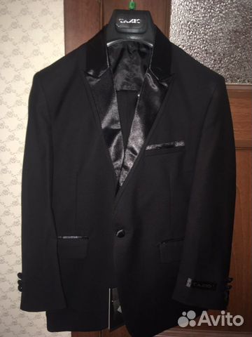 Пиджак смокинг