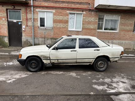 Mercedes-Benz 190 (W201), 1988