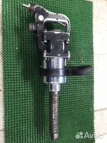 Гайковерт пневматический ударный