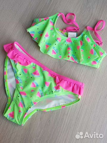 Купальник на девочку новый