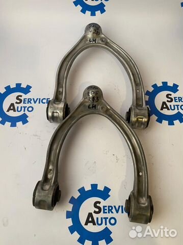 Mercedes W205 W213 Рычаг верхний левый 0009