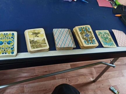 Карты игральные колода и пакетом