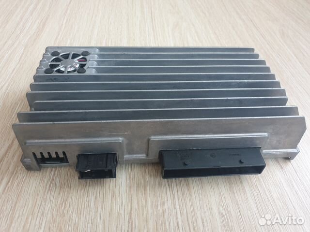 Усилитель Tourareg RNS 850 Dynaudio 7P6035466