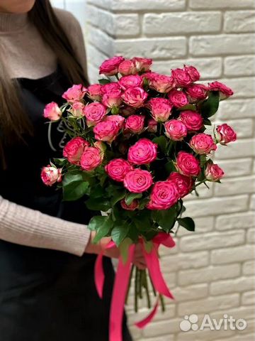 Розы кустовые букет из 9 штук №377