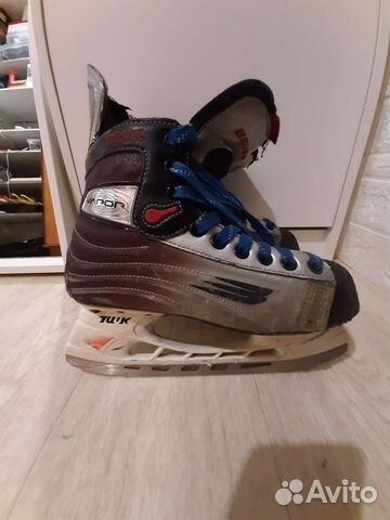 Хоккейные коньки bauer