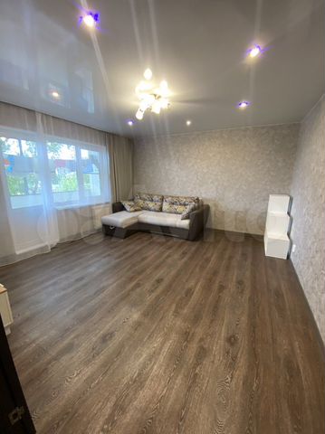 2-к. квартира, 50 м², 2/9 эт.