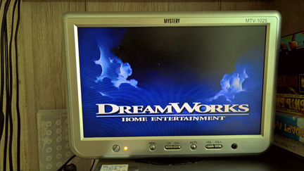 Портативный ЖК телевизор Mystery MTV-1025, 10.2