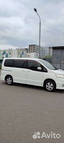 Nissan Serena 2.0 CVT, 2009, 150 000 км