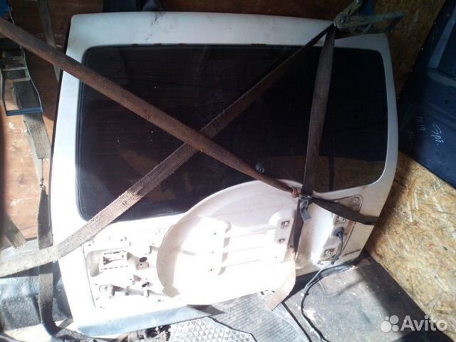 Дверь багажника Mitsubishi Pajero 4