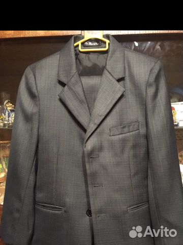 Костюм тройка и одежда для школы