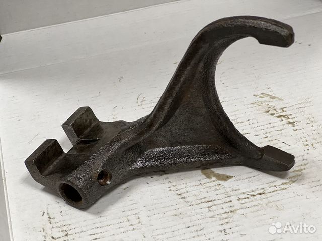 Вилка 3-4 передачи кпп УАЗ 469 старого образца