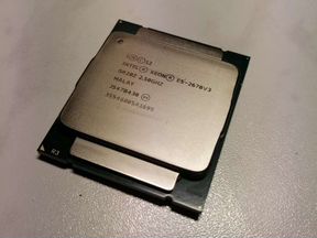 Игровой процессор Intel Xeon E5 2678 V3