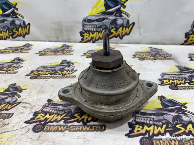 Подушка двигателя Audi 80 cabrio NG 1993