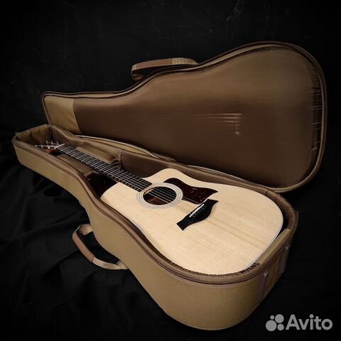 Taylor 210ce 200 series (Drednought)