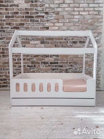 Кровать домик с ящиком