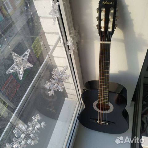 Гитара Новая