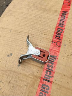 Кронштейн глушителя Audi Q7 / Touareg Cayenne