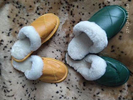Кожаные тапочки из меха овчины