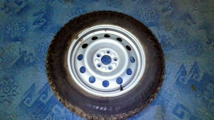 Продаю 2 колеса, б/у в хорошем состоянии