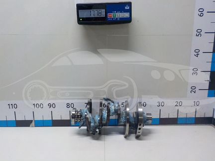 Коленвал 95810201130 audi A8 (4H)