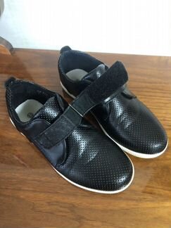 Детские ботинки