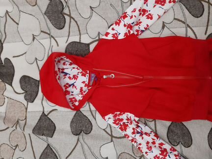 Спортивный костюм