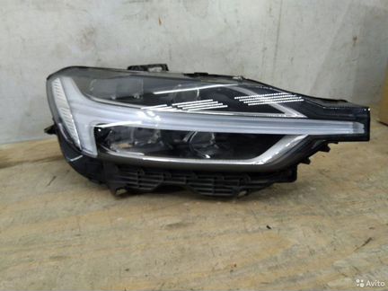 Фара LED передняя правая Volvo Xc60 2