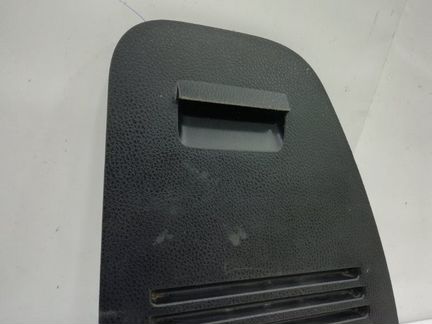 Заглушка обшивки багажника Toyota Rav4 40 2013