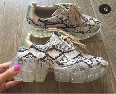 Кроссовки Premium