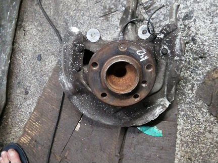 Поворотный кулак Bmw f20 f21 f23