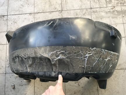 Подкрылок задний Мерседес ML 166