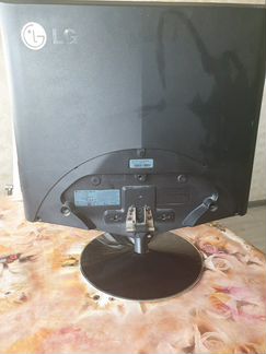 Монитор LG