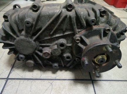 Раздаточная коробка Toyota Hiace оригинал