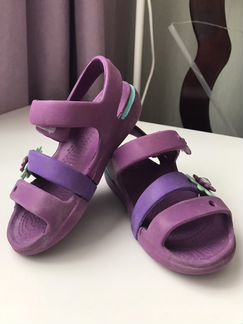 Сандали crocs