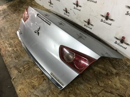 Крышка багажника Mitsubishi Lancer 10 CY