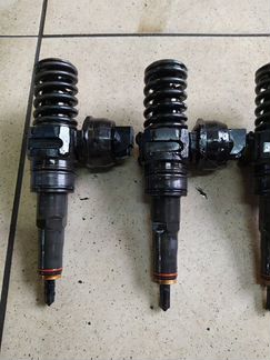 Форсунка топливная 038130073BA VW Audi 1,9TDI AVF