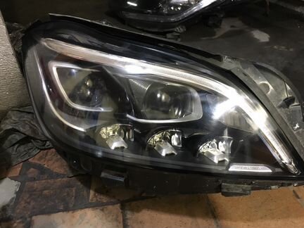 Фара CLS W 218 Мерседес