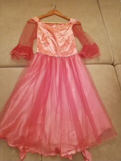 Платье для девочки праздничное