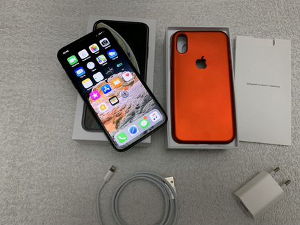 iPhone XS - (256) black