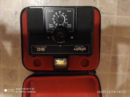 Редкий фотоаппарат Robot SC