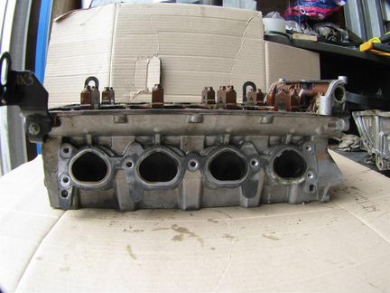 Головка блока цилиндров (гбц) Opel Astra H